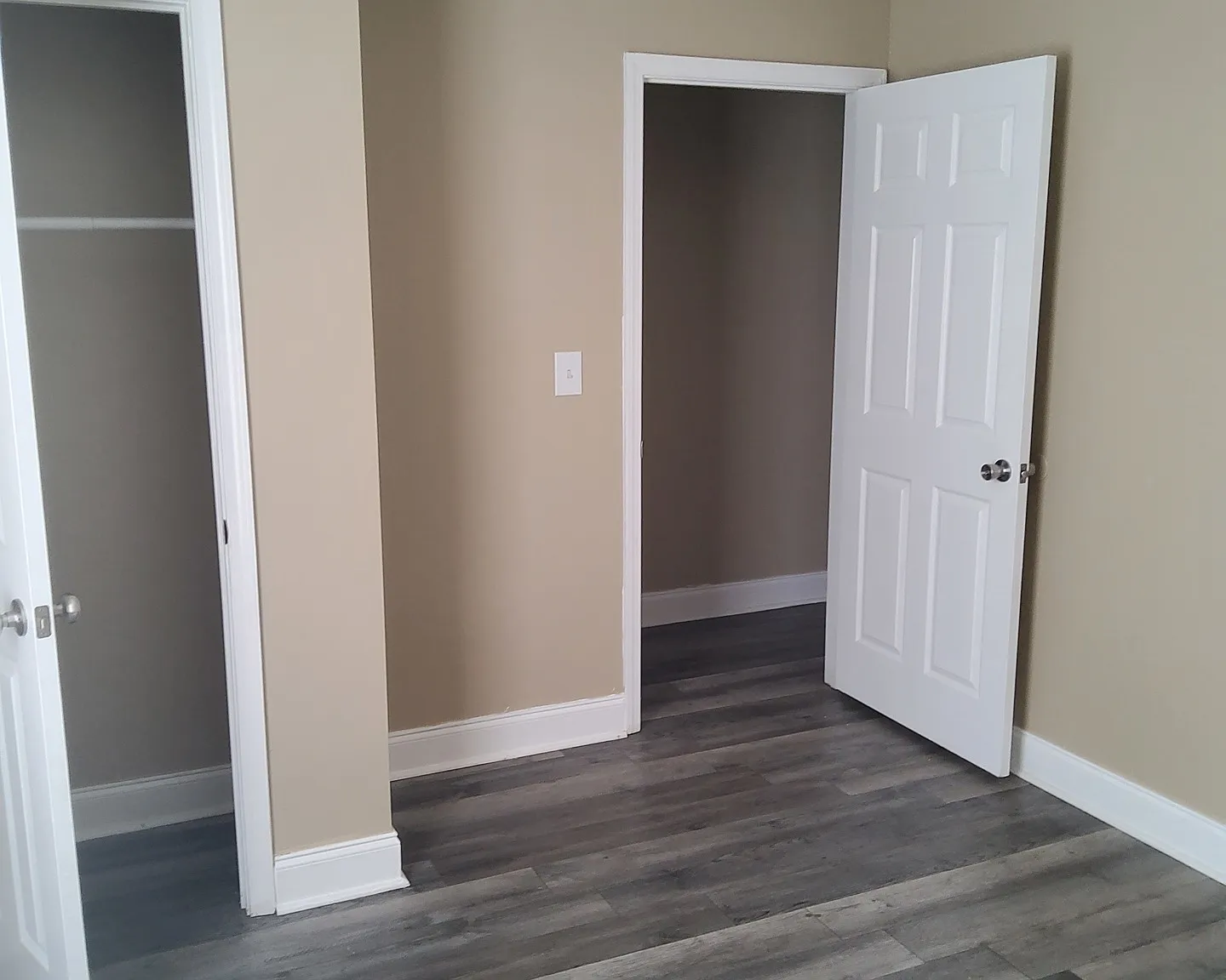 Ronald Pride Duplex Unit A — Photo 3