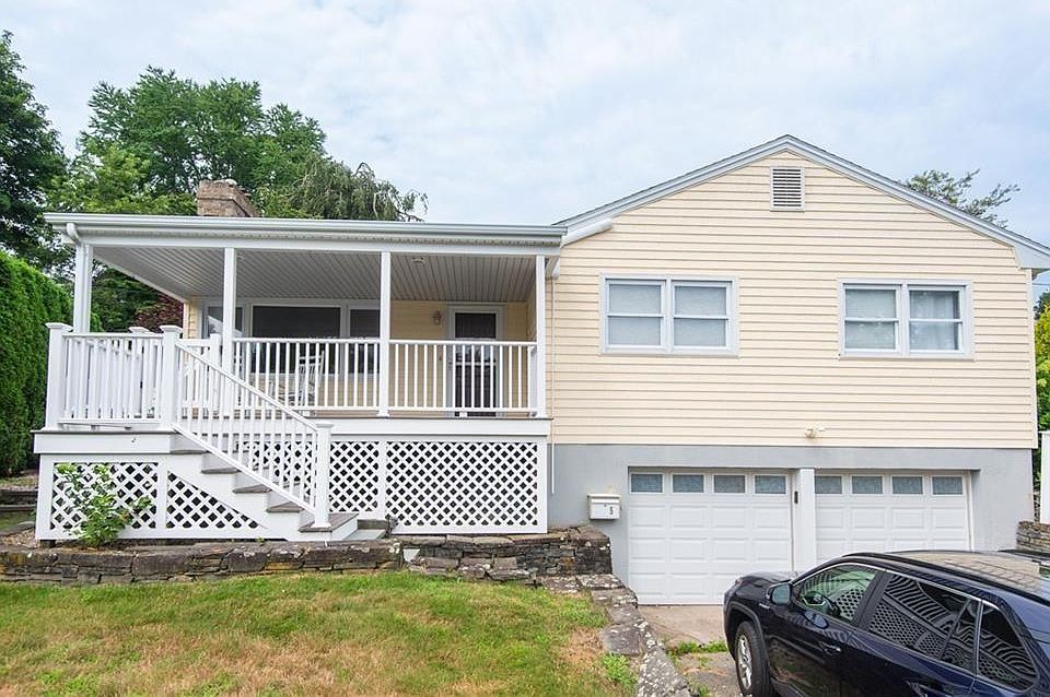 1st image of 5 Sherri Ln
