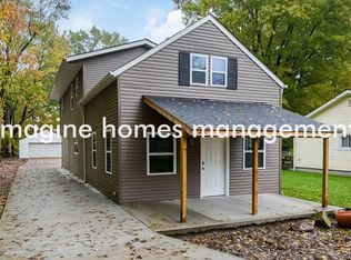 7447 Stearns Rd, Olmsted Township, OH 44138