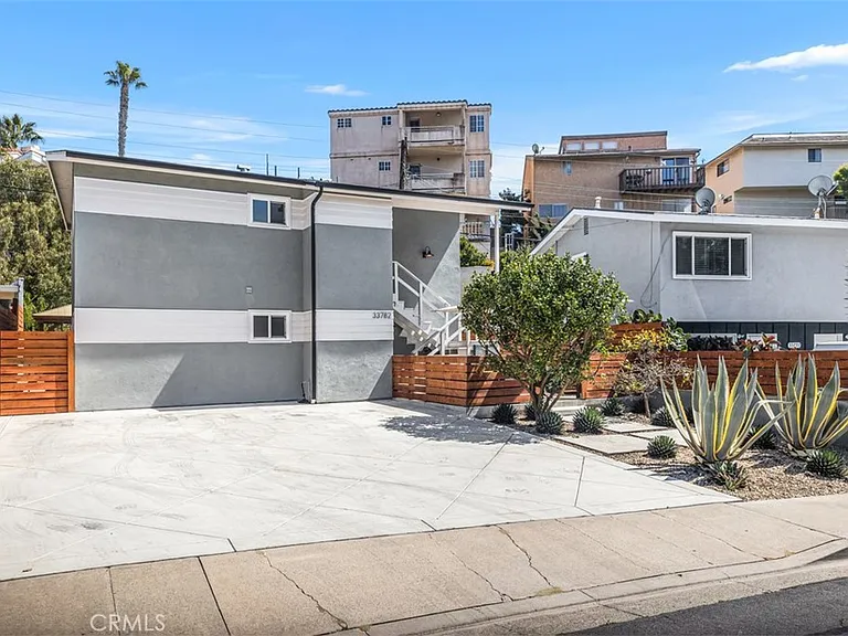 33782 Robles Dr — Photo 2