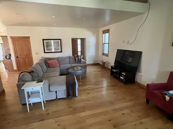 246 Garfield Ave Room 4, Carbondale, CO 81623