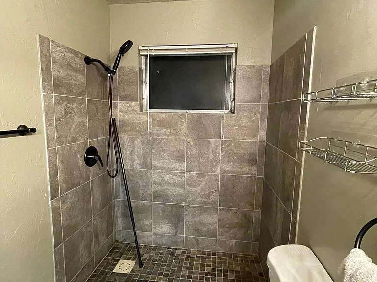 4444 Swift Rd #41 — Photo 15