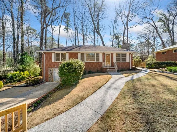 750 Parkway Dr SE, Smyrna, GA 30080