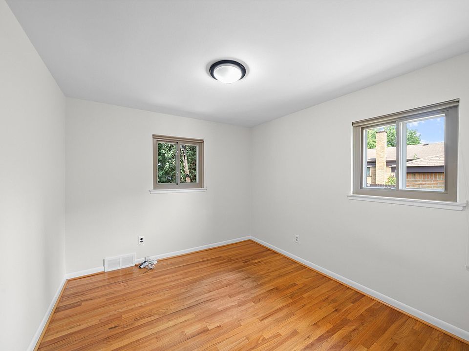 30906 Roycroft St, photo 22