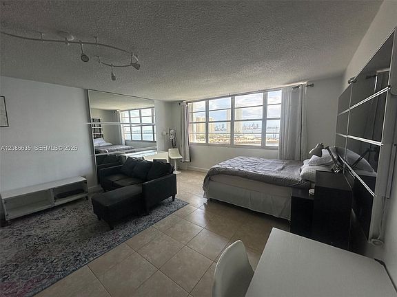 5th image of 905 Brickell Bay Dr Suite 1029