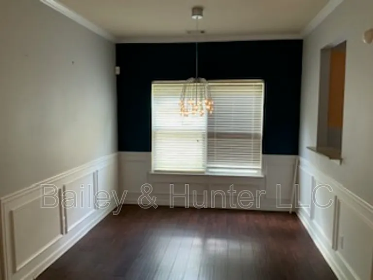 473 Mulberry Row SE — Photo 4