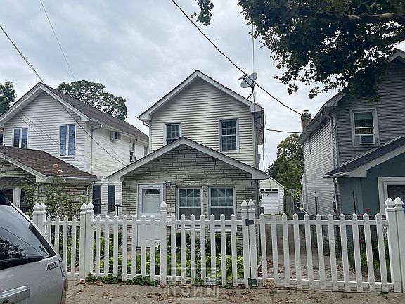 2nd image of 5907 Avenue