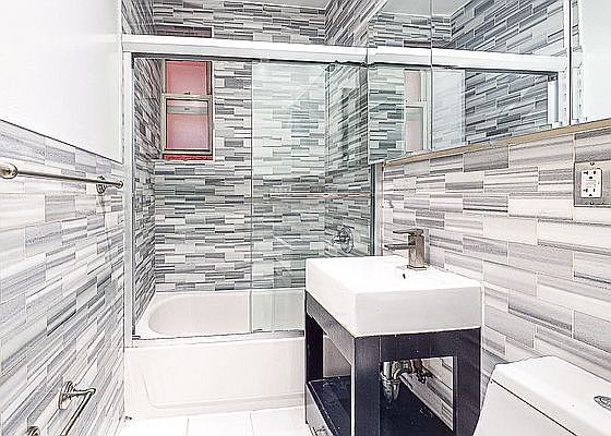 4th image of 220 W 107th St APT 2A