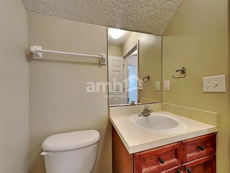 2859 Pebblewood Ln — Photo 9