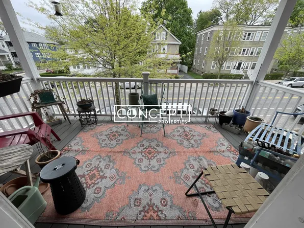 125 Belgrade Ave #3, Boston, MA 02131