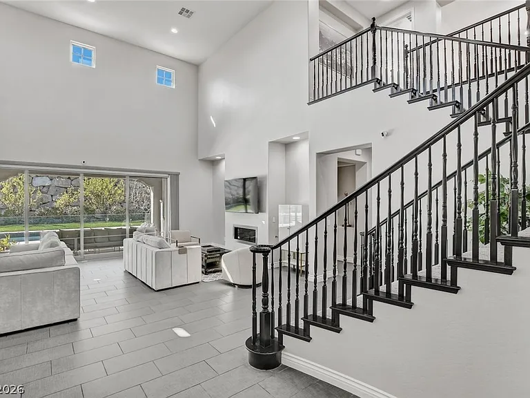 11 Grand Masters Dr — Photo 22