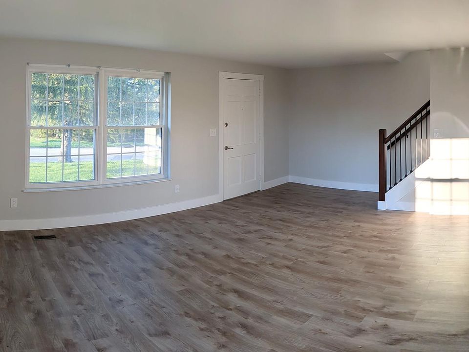 1st image of 3011 Thames Ln