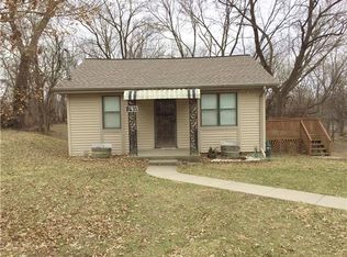 8631 E 25th St, Kansas City, MO 64129