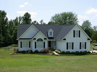 332 Hanover Rd, Abbeville, SC 29620