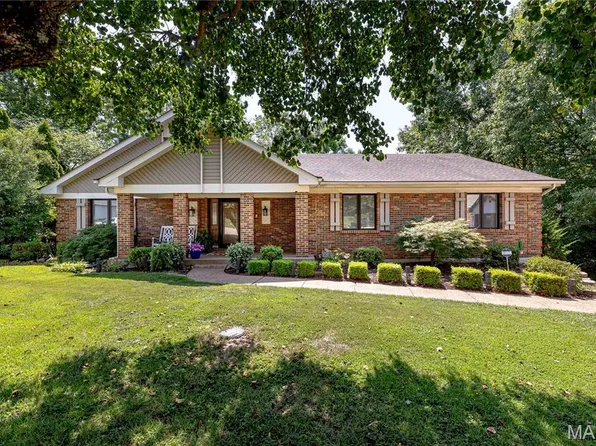 3008 Oakvilla Manor Ct, Saint Louis, MO 63129