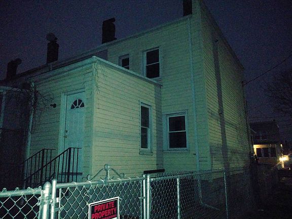 4th image of 11848 153rd St
