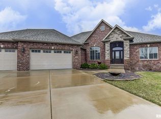 5404 Whitemarsh Ct, Springfield, IL 62711