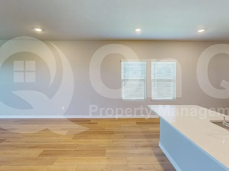 1209 Bridgewalk Dr — Photo 6
