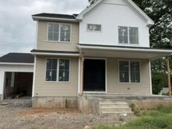 86 Essex Ave, Metuchen, NJ 08840