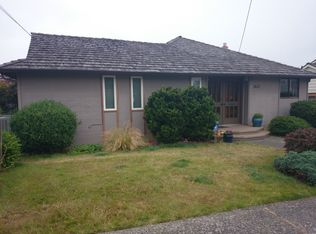 2832 W Elmore Pl, Seattle, WA 98199