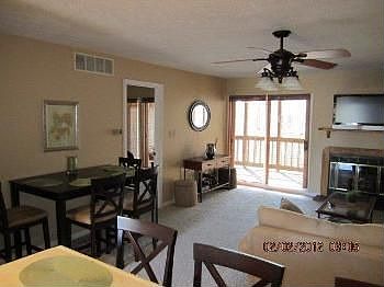 3rd image of 1911 E Waters Edge Dr