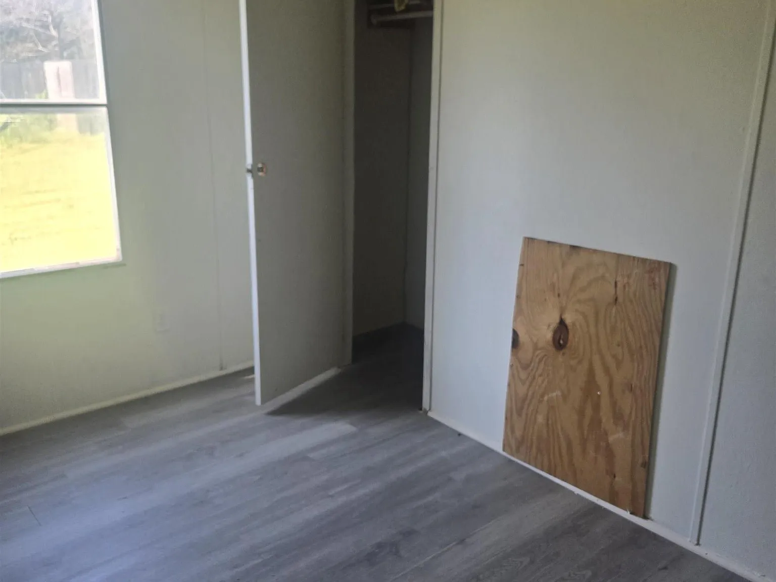 3 bed, 2.0 bath, 1216 sqft, $775 — Photo 2