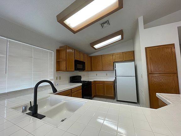 2nd image of 8400 Justine Ct