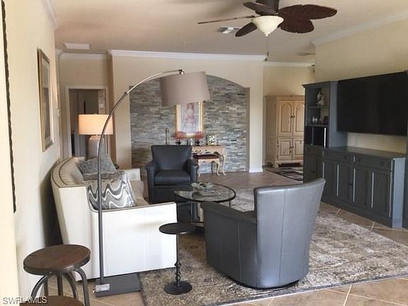 4th image of 9484 Napoli Ln #30201