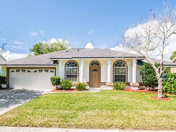 2nd image of 2064 Hovington Cir W