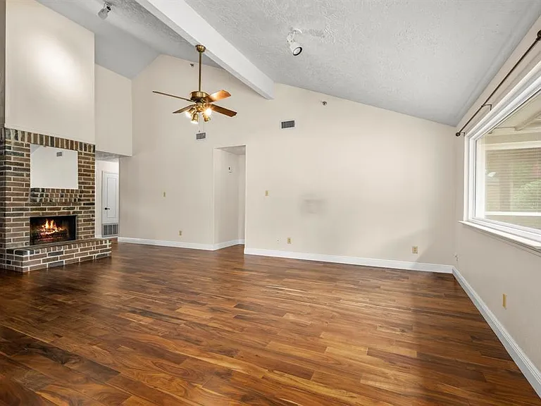 13426 Nevermore Dr — Photo 10