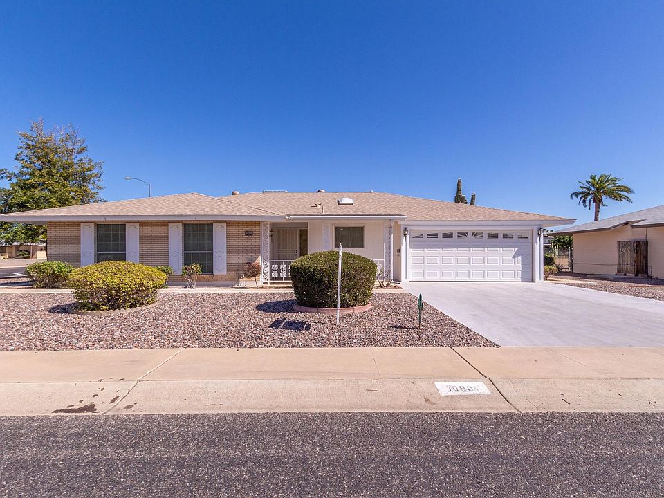 1st image of 10901 W Saratoga Cir
