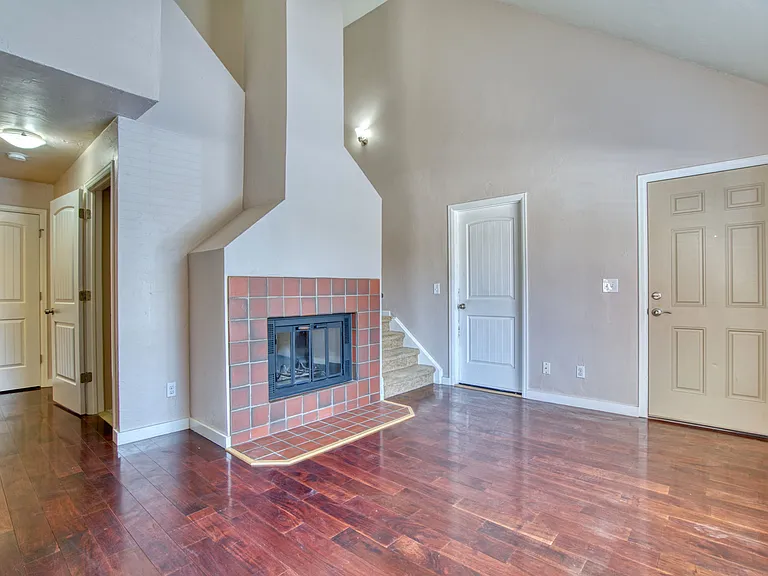 1000 Townley Cir — Photo 7