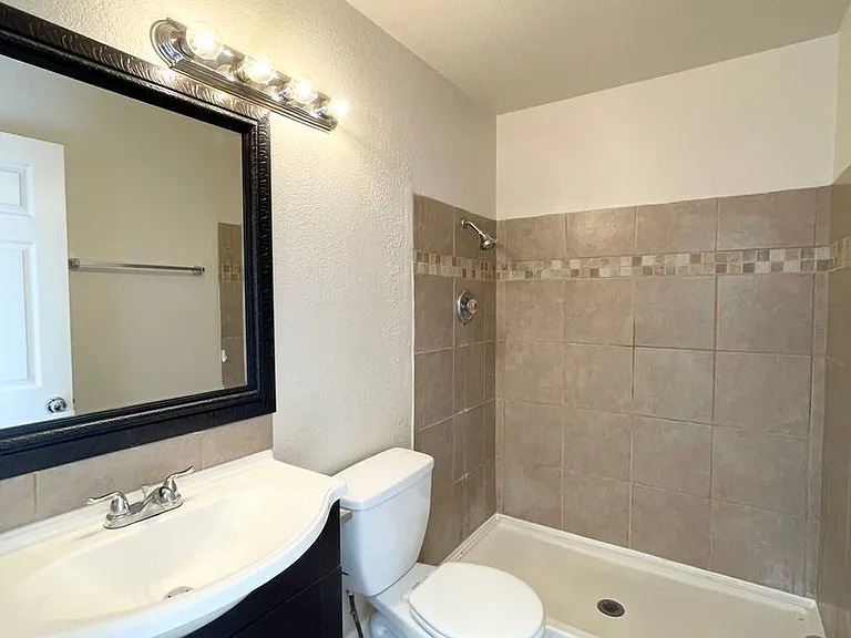 700 Los Lunas Way — Photo 12