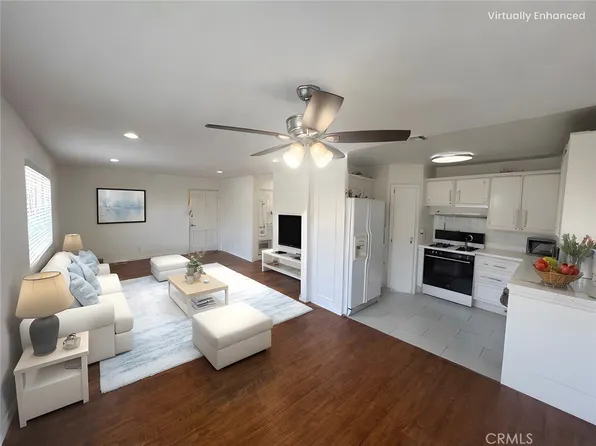 18619 Collins St APT F29, Tarzana, CA 91356