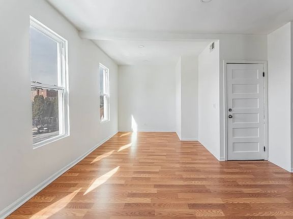 5th image of 1903 N Kildare Ave #2