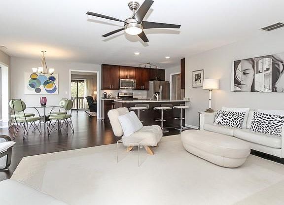 4th image of 46 Queens Ct
