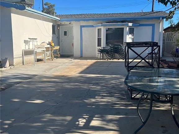 2nd image of 5201 Doe Ave