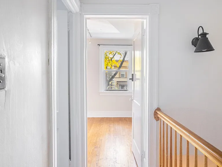 1443 Parkwood Pl NW #2F — Photo 3