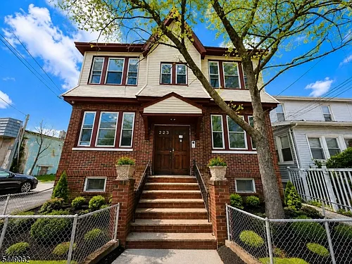 223 Munn Ave Photo 1