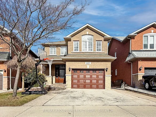 2457 Hilda Dr, Oakville, ON L6H 7N5