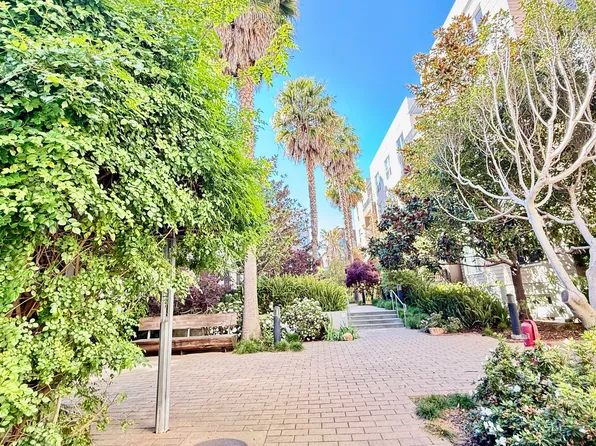 5900 3rd St, San Francisco, CA