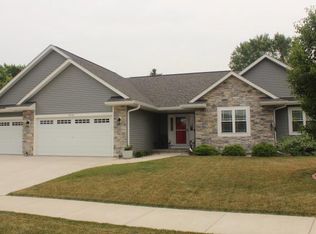 3721 24th St, Kenosha, WI 53144