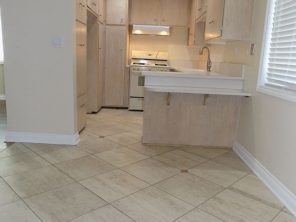 5th image of 764 W 30th St APT 1