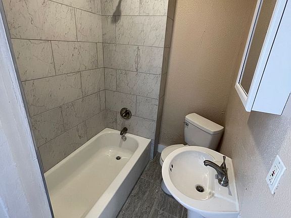 3rd image of 304 N Westland Ave #5
