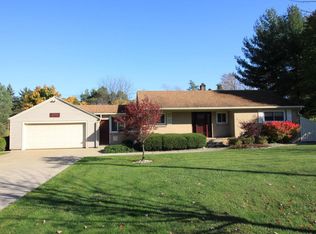 310 Kinney Ave NW, Grand Rapids, MI 49534