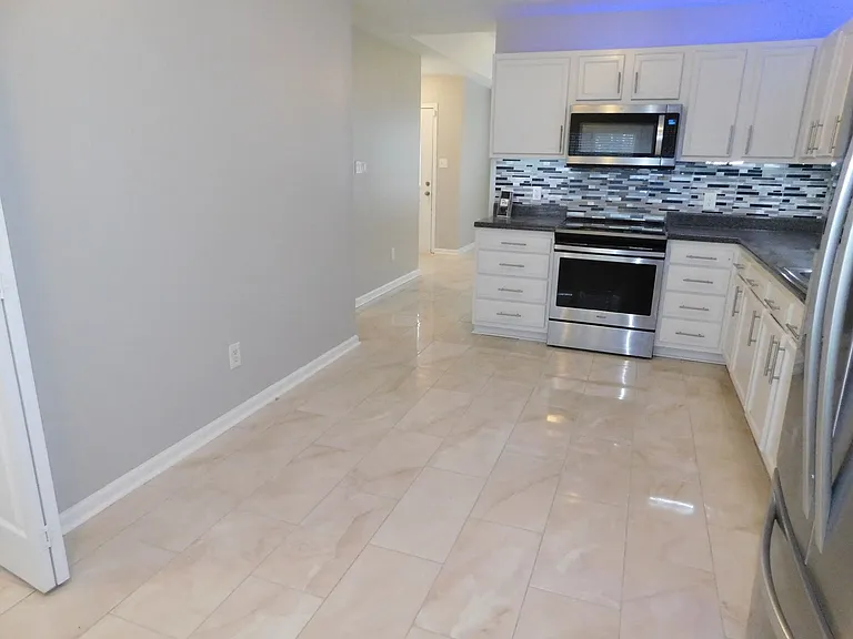 2027 E Park Dr — Photo 7