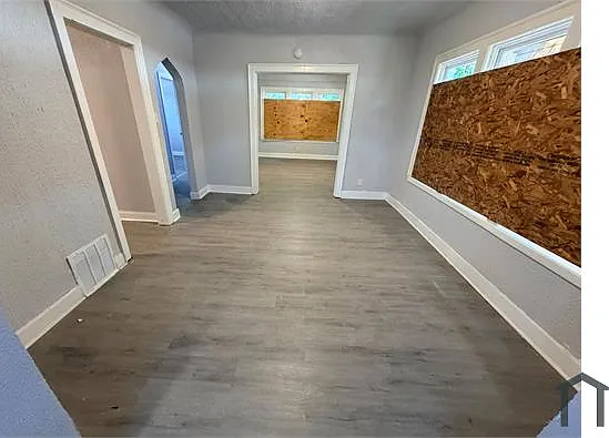4 bed, 1887 sqft, $1,895 — Photo 4