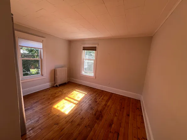 44 Prince St #3, Kingston, NY 12401