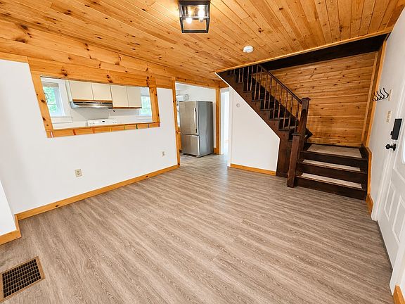 5th image of 3131 Hollow Road