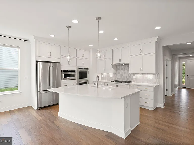 121 Cowbird St — Photo 15